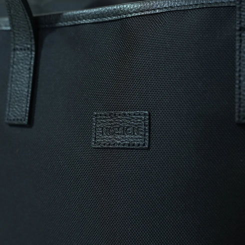 NO SIGN|ラウンド トートバッグ M ブラック