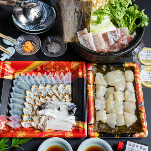 成城ふぐアトリエ |ふぐ刺身二種盛り合わせ・半生で食べる昆布締めちり