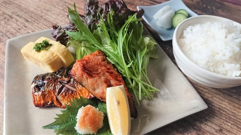 蔵出しめんたい本舗 | 鮭めんたいと鯖めんたいの詰め合わせ(2箱セット袱紗包み)