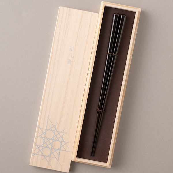 HASHIKURA  MATSUKAN/漆塗分正八箸|越前漆器の美しさと黒檀の持ち心地|黒檀 八角
