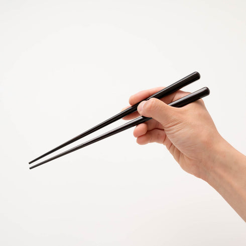 HASHIKURA MATSUKAN/漆塗分正八箸|越前漆器の美しさと黒檀の持ち心地|黒檀 八角