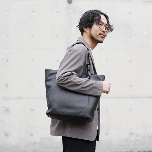 フェティア|シュリンクレザー 縦型トートバッグ F23-101 【入荷は12/11以降】