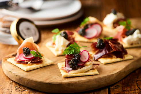 イベリコ屋|イベリコ豚ミニ原木とキャビアセット