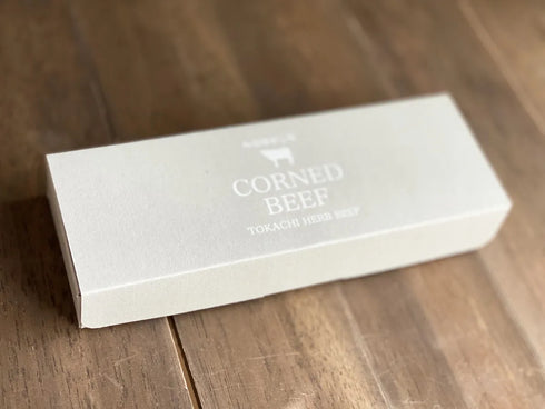 ノベルズ|十勝ハーブ牛コンビーフ白と黒(3缶セット)×2