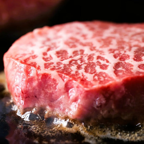 MEAT PLUS|【A4~A5】九州産黒毛和牛モモステーキ (500g・1kg)