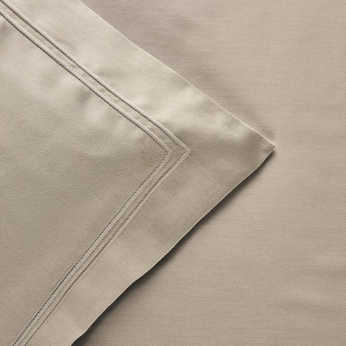 Yves Delorme|「Triomphe」コットンサテン織 枕カバー