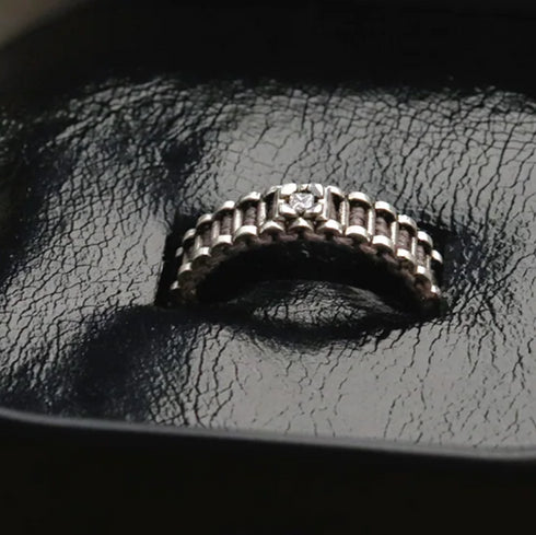 HENU｜Diamond & Silver Stitch Ring