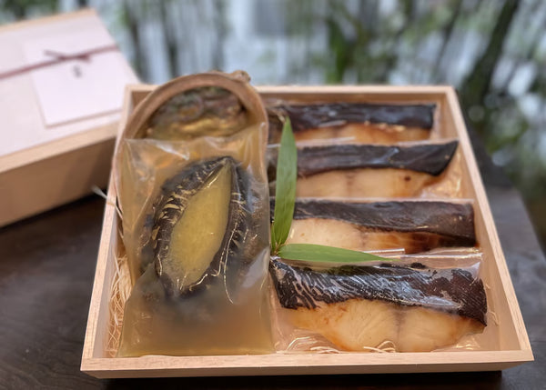 お料理佐藤｜天然鮑の柔らか蒸しと銀鱈の西京焼きの詰め合わせ