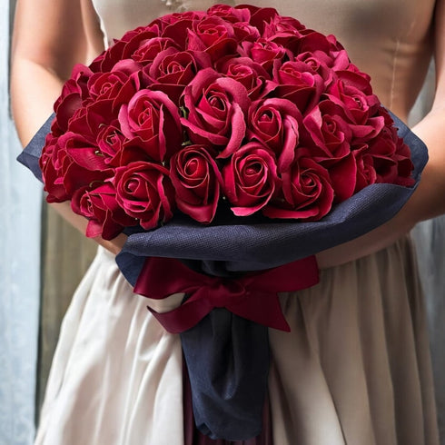 SAVON ROSE｜ワインレッド L(100本) サヴォンローズ 花束 – 高級ナビ