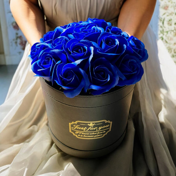 SAVON ROSE｜ロイヤルブルー F(20本） サヴォンローズ レザーフラワーボックス