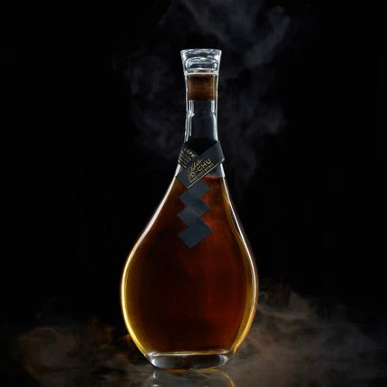 琥珀浄酎 -Sake Zest Spirit アメリカンホワイトオーク樽熟成 710ml / 桐箱