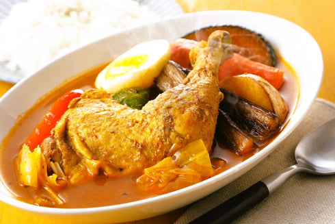 MEAT PLUS｜骨付きもも肉をまるごと使用したこだわりチキンカレー 1.6kg（400g×4p）常温保存